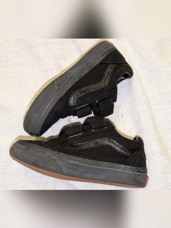 Vans Other - Vans Little Kids Old Skool V Shoe - Blackout